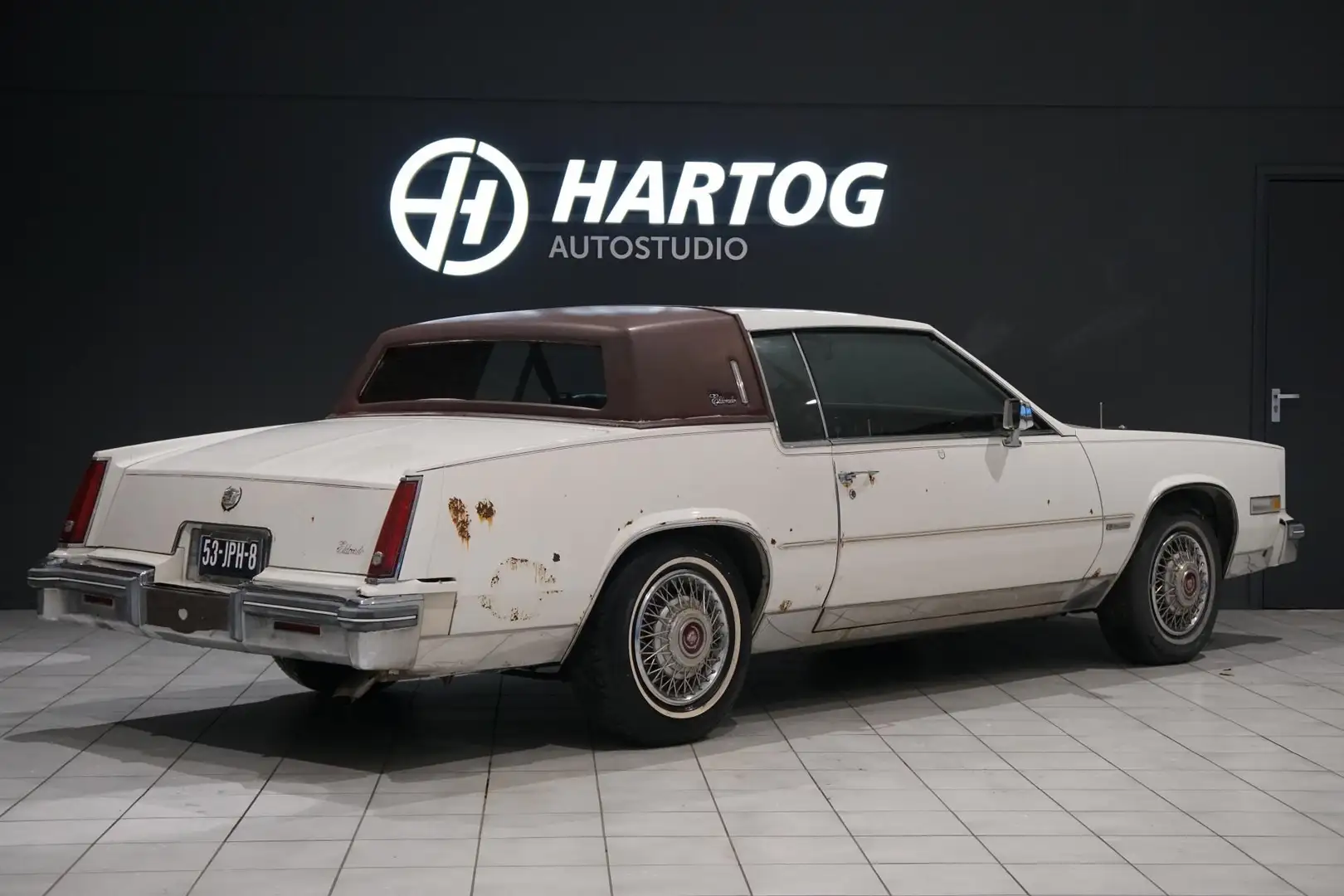 Cadillac Eldorado Coupé 1981 *6.0 V8* Wit - 2