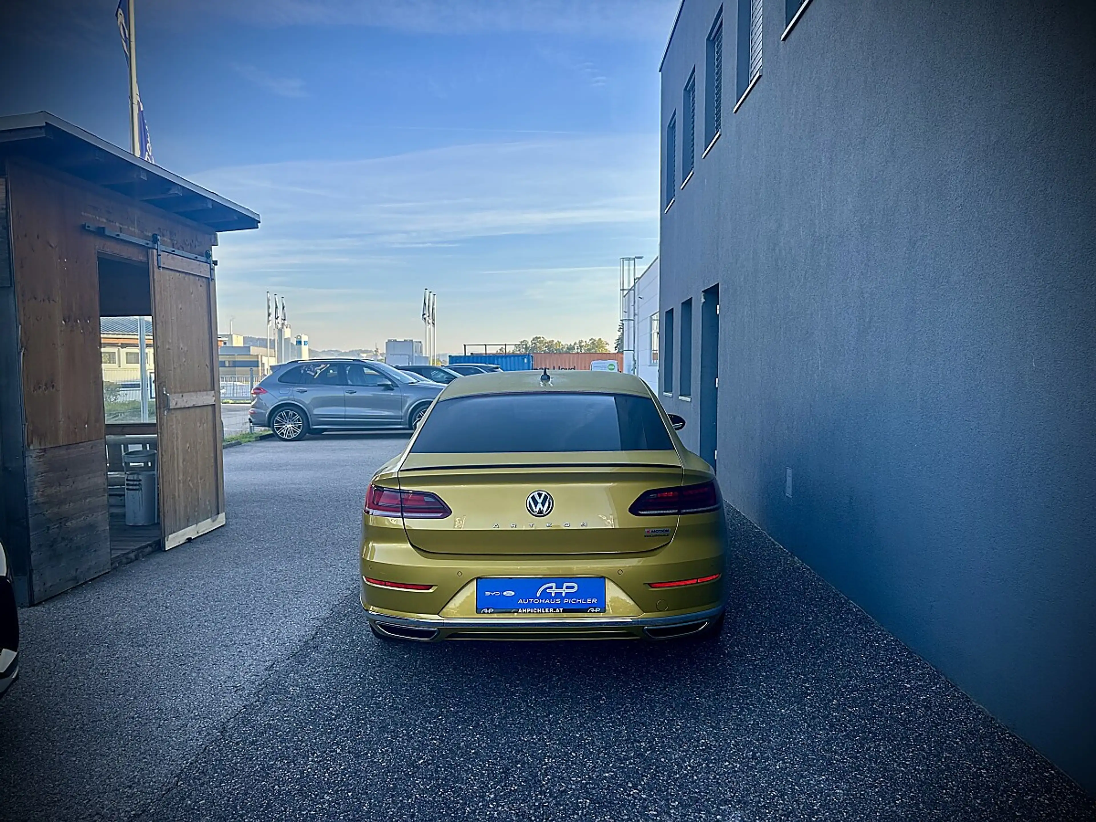 Volkswagen Arteon 2,0 TSI 4Motion R-Line DSG / R-LINE / ACC / NAVI — photo 14