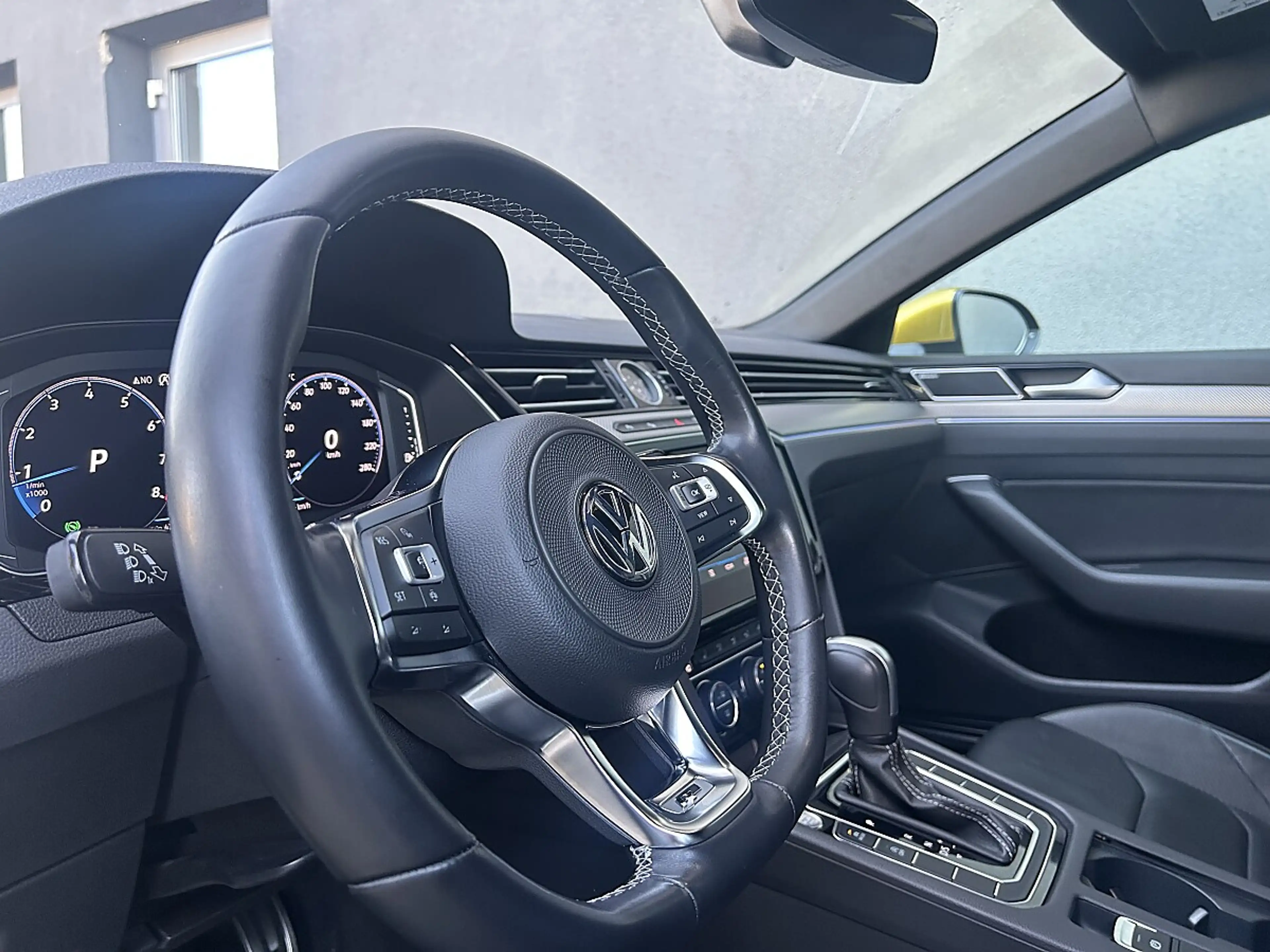 Volkswagen Arteon 2,0 TSI 4Motion R-Line DSG / R-LINE / ACC / NAVI — photo 10