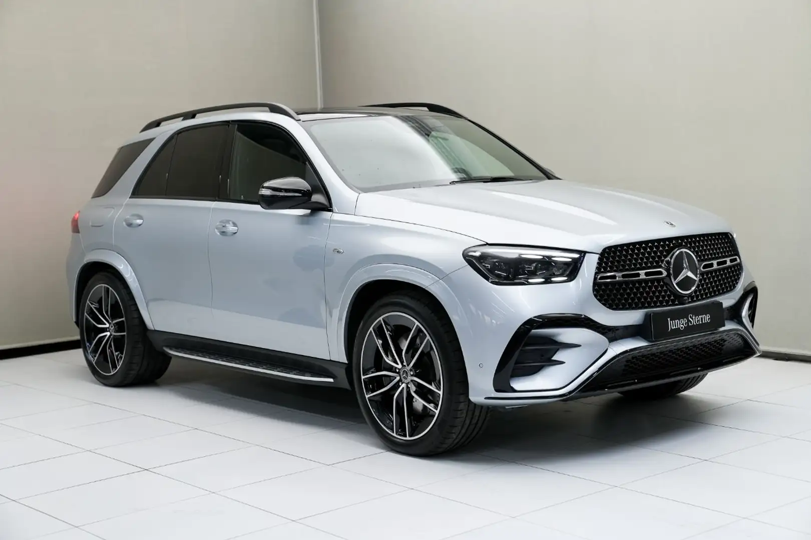 Mercedes-Benz GLE 350 de 4MATIC mit EQ Hybrid Technologie Österr Silber - 2