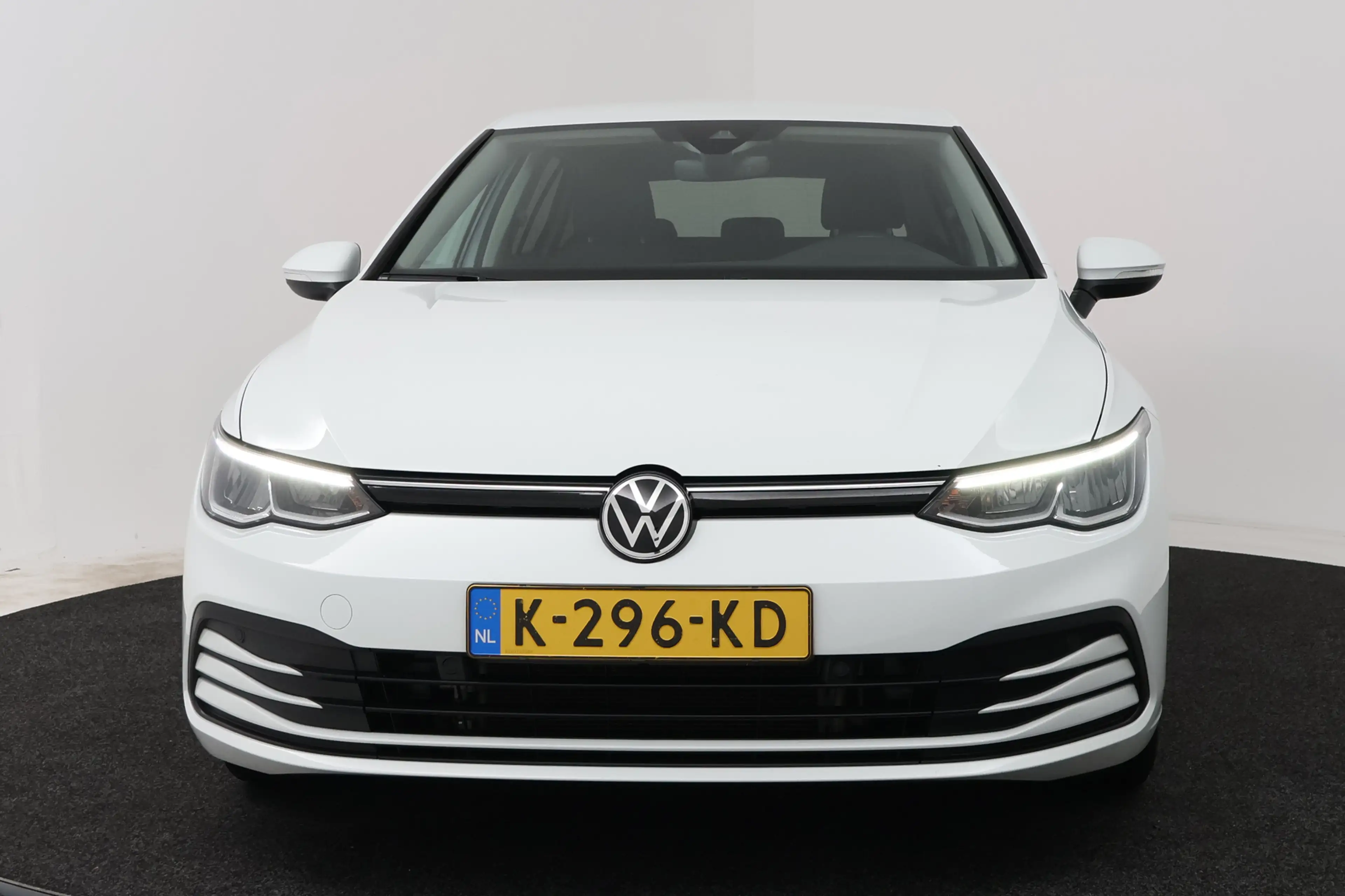 Volkswagen Golf 1.0 TSI Life (CRUISE CONTROL ADAPTIEF, NAVIGATIE, — photo 17