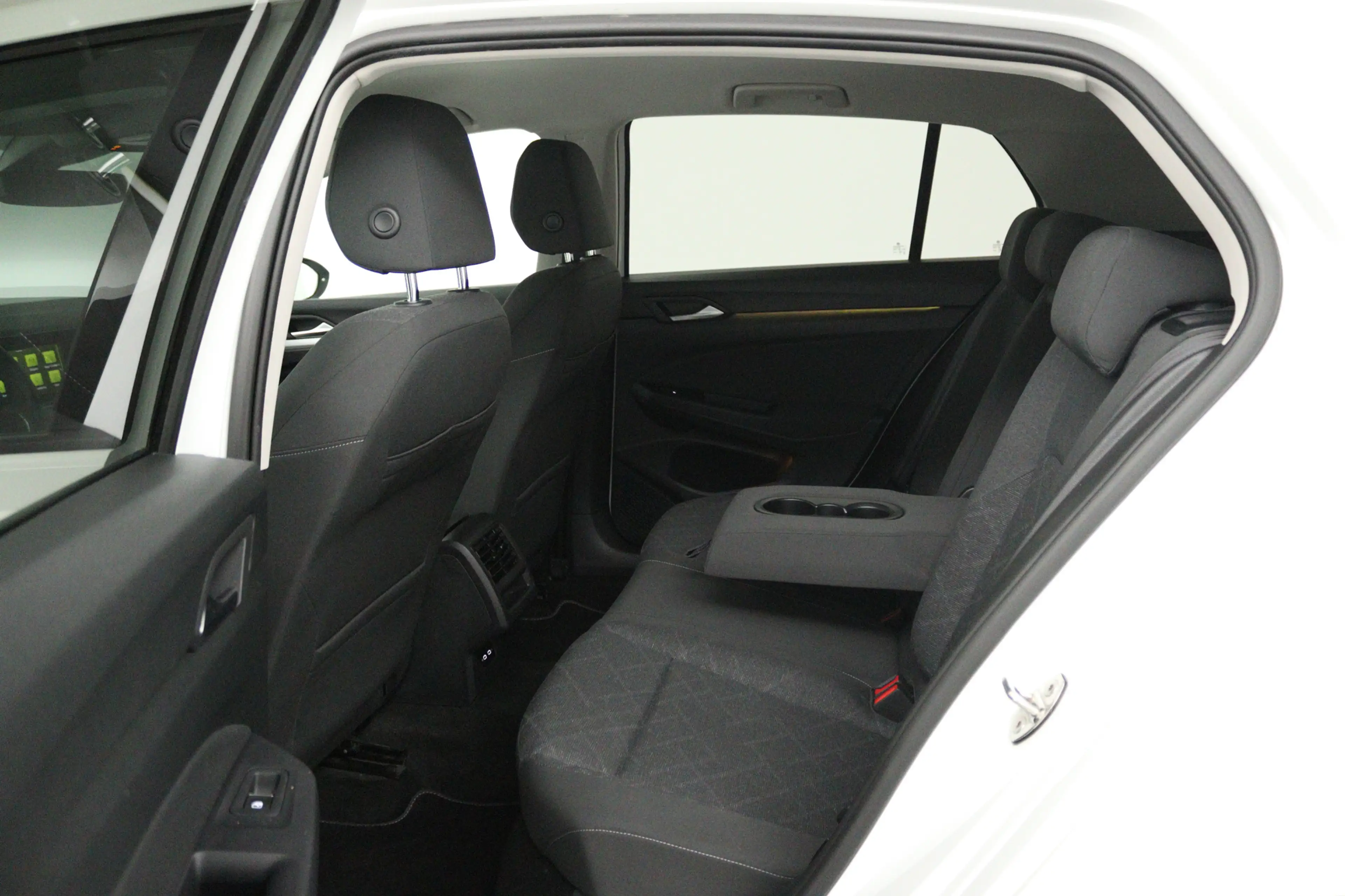 Volkswagen Golf 1.0 TSI Life (CRUISE CONTROL ADAPTIEF, NAVIGATIE, — photo 22