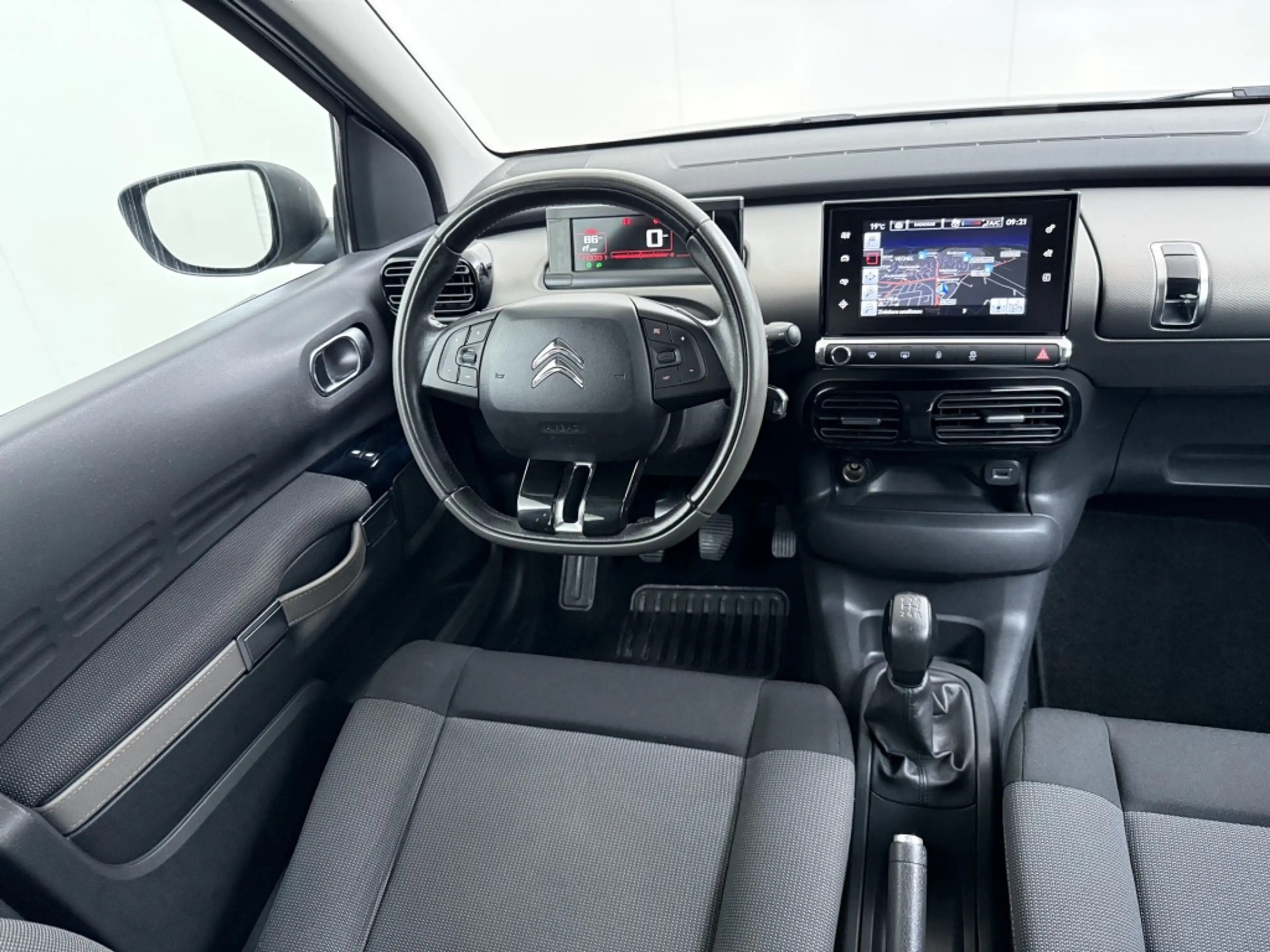 Citroen C4 Cactus 1.2 PureTech Feel — photo 17