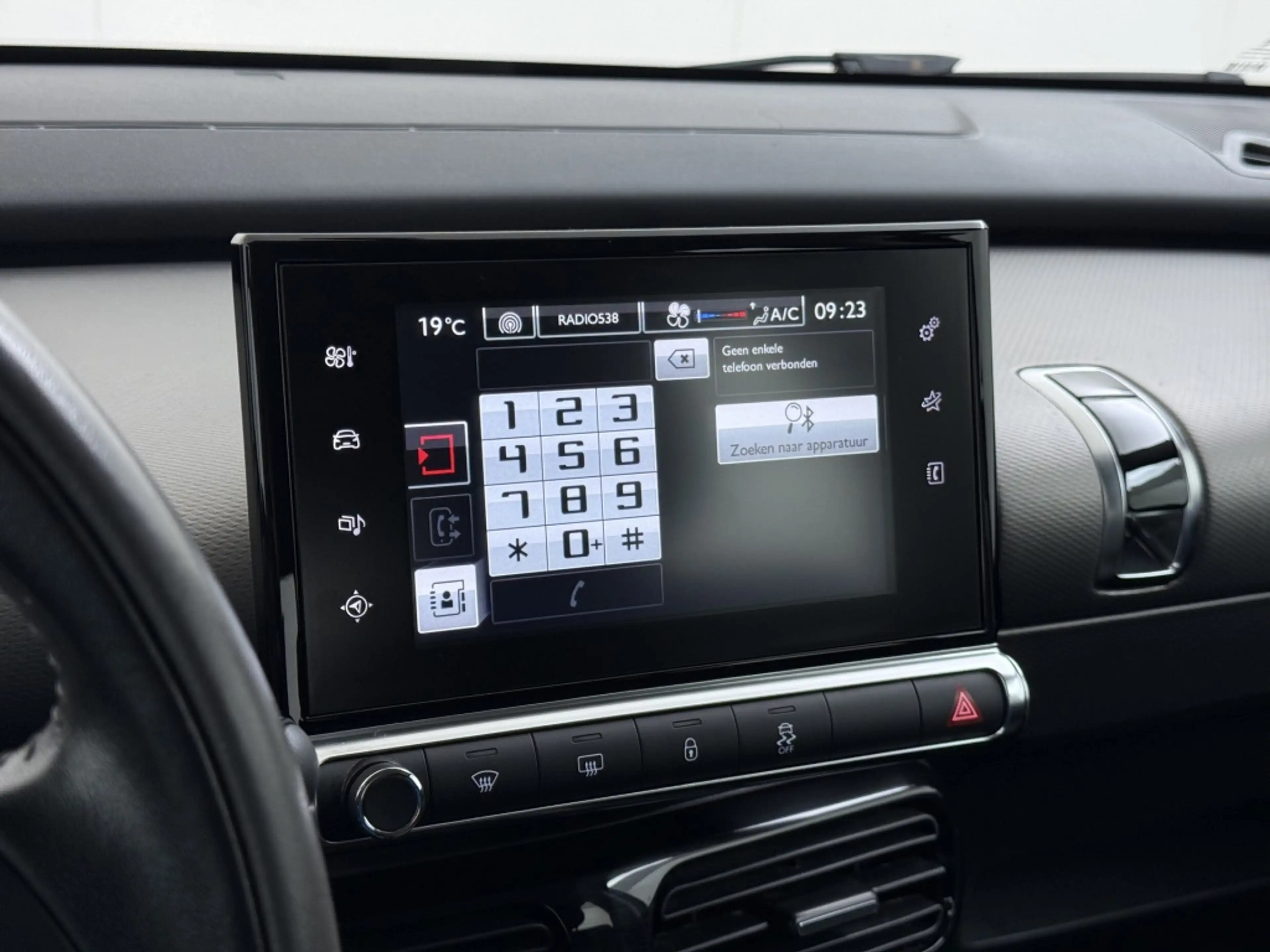 Citroen C4 Cactus 1.2 PureTech Feel — photo 29