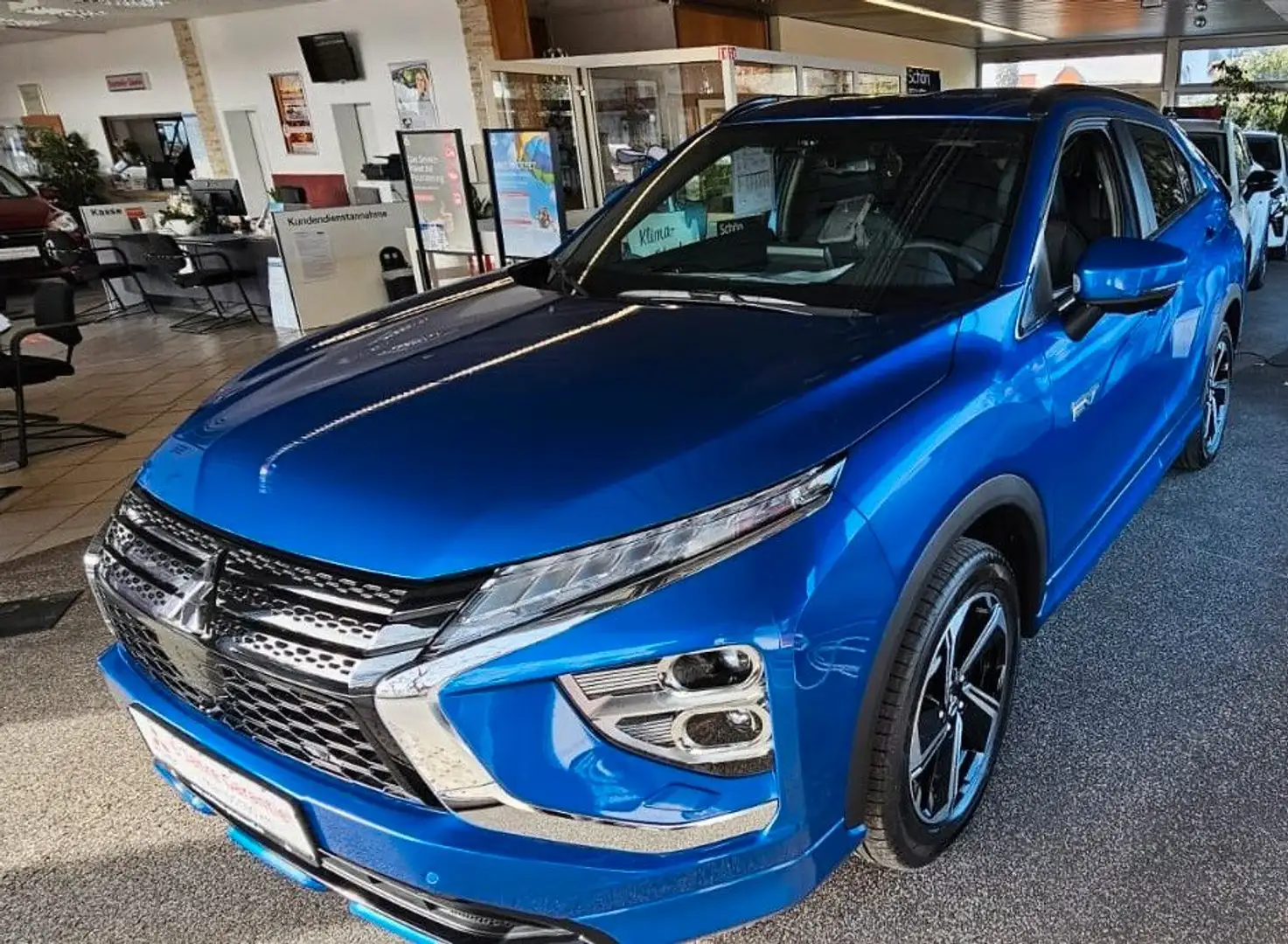 Mitsubishi Eclipse Cross PHEV 2.4 *Select* Modrá - 1