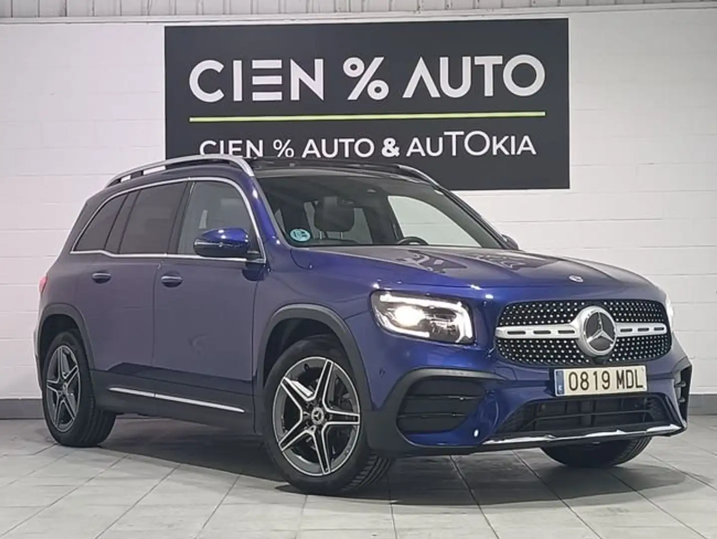 Mercedes-Benz GLB 220 D 4MATIC Azul - 2