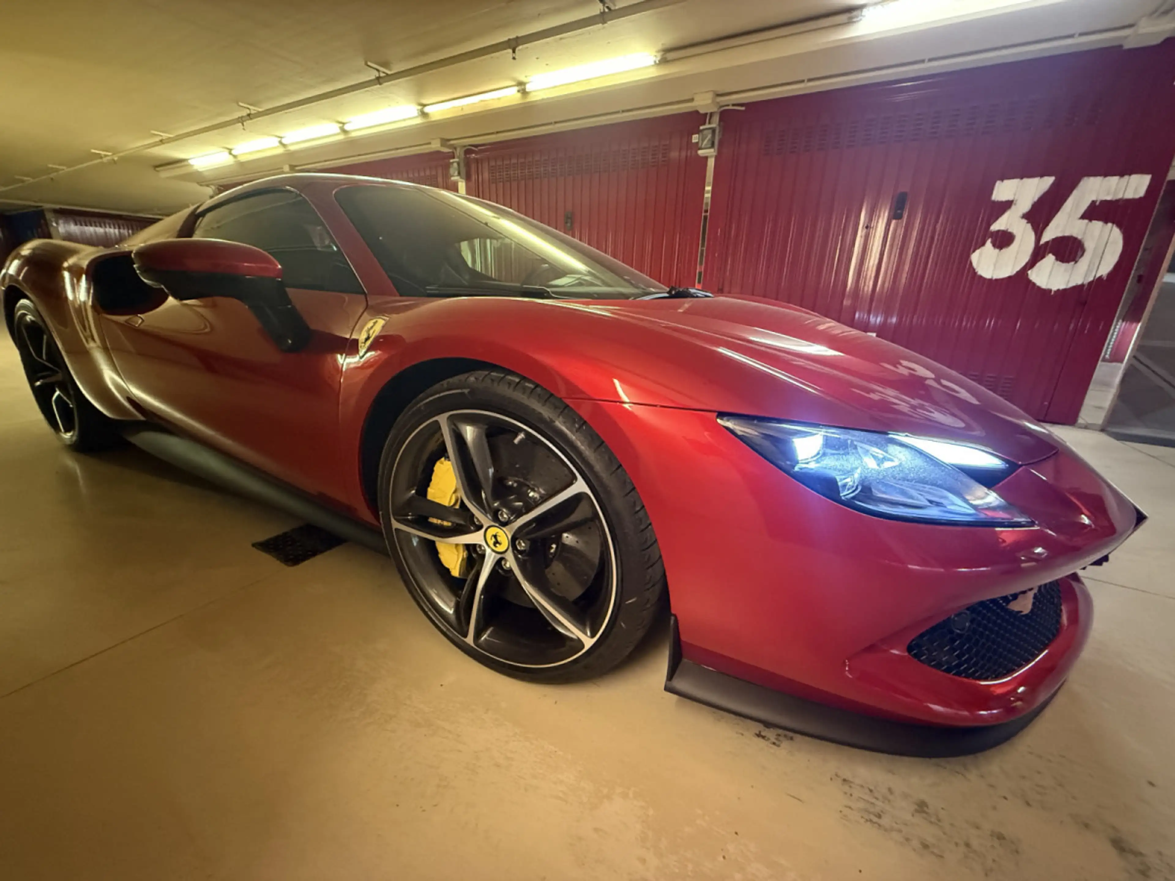 Ferrari 296 GTS GTS / ROSSO MAGMA / ADAS — photo 6