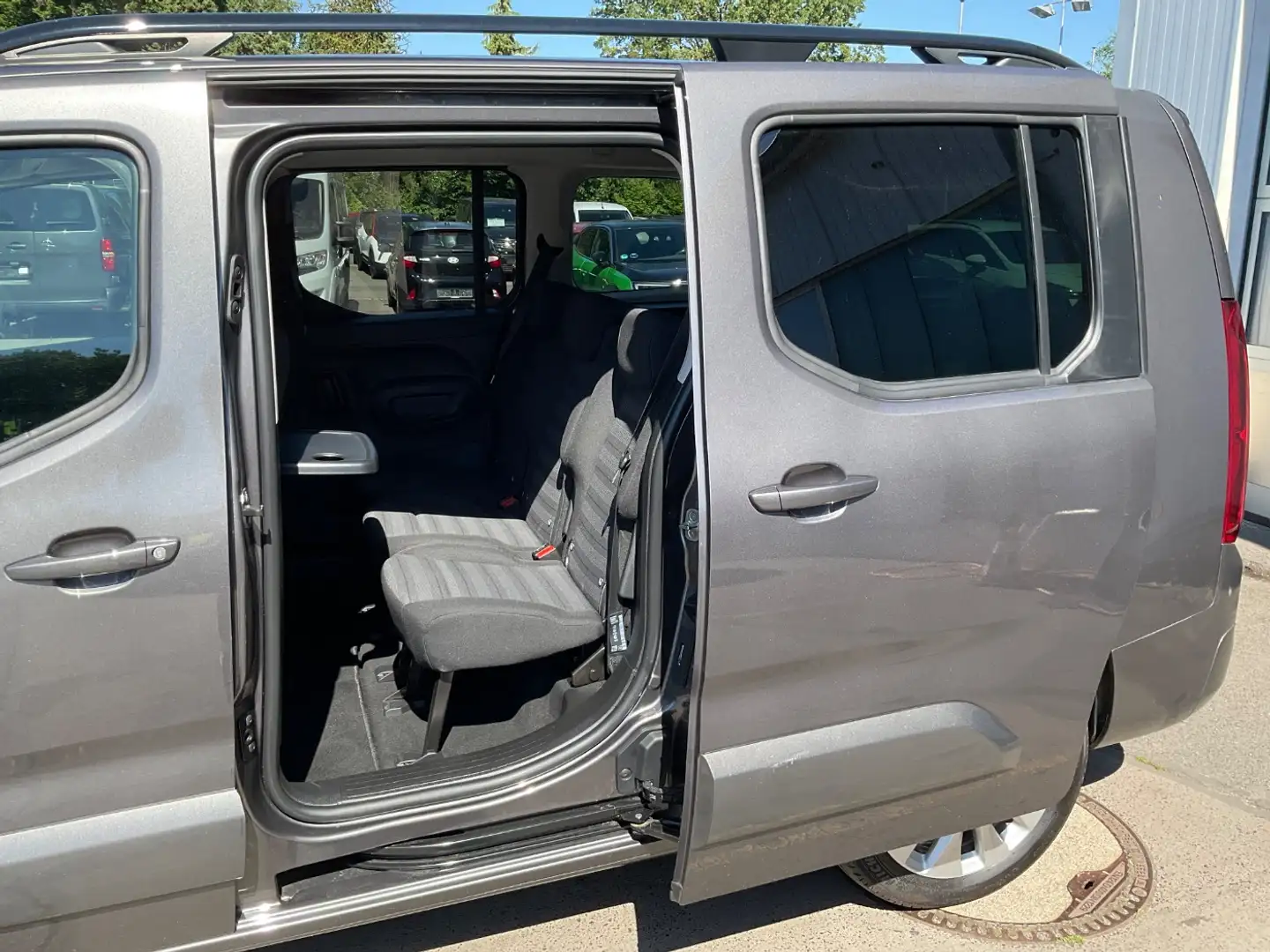 Opel Combo Life XL Ultimate Klima,Rückkam,17LM,WenigKM Gris - 2