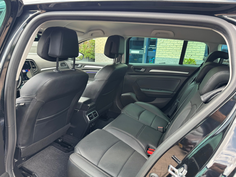 Renault Megane Estate 1.3 TCe Intens- automaat-TREKHAAK — photo 10