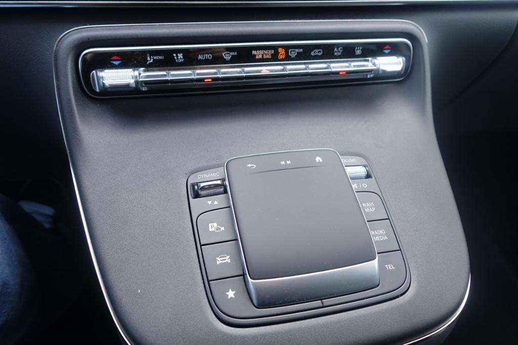 Mercedes-Benz V 250