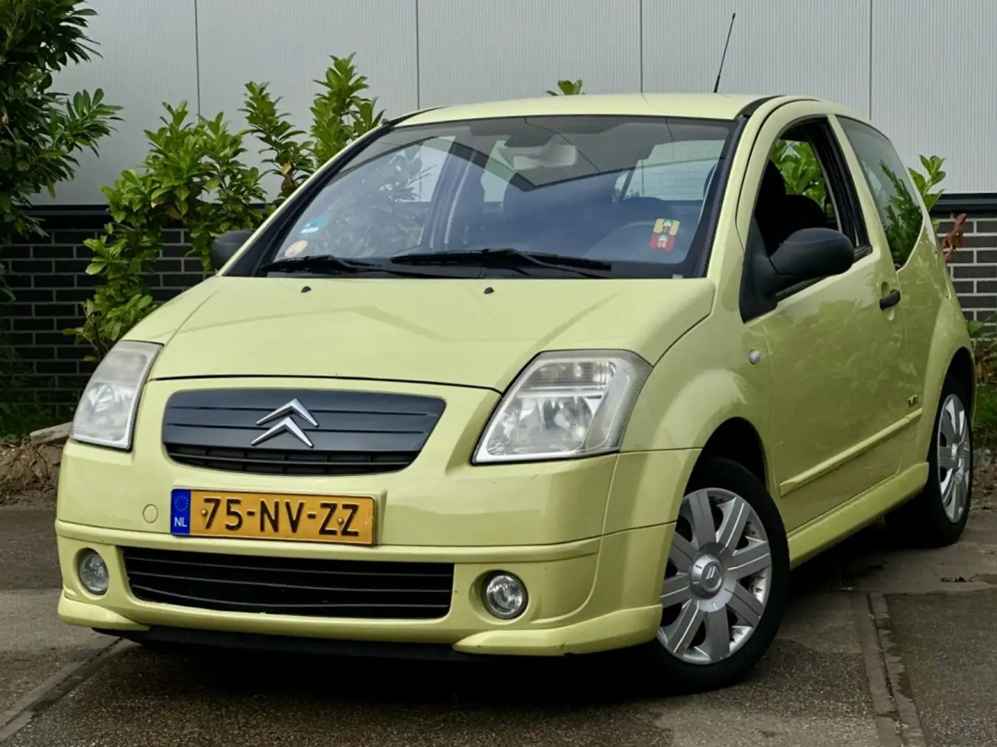 Citroen C2 1.4i VTR Geel - 1