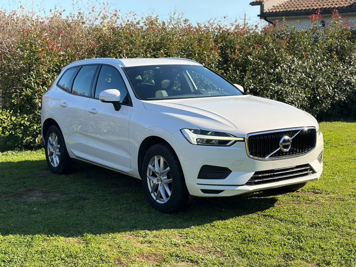 Volvo XC60 XC60 II 2018 2.0 d4 Inscription geartronic Bianco - 1