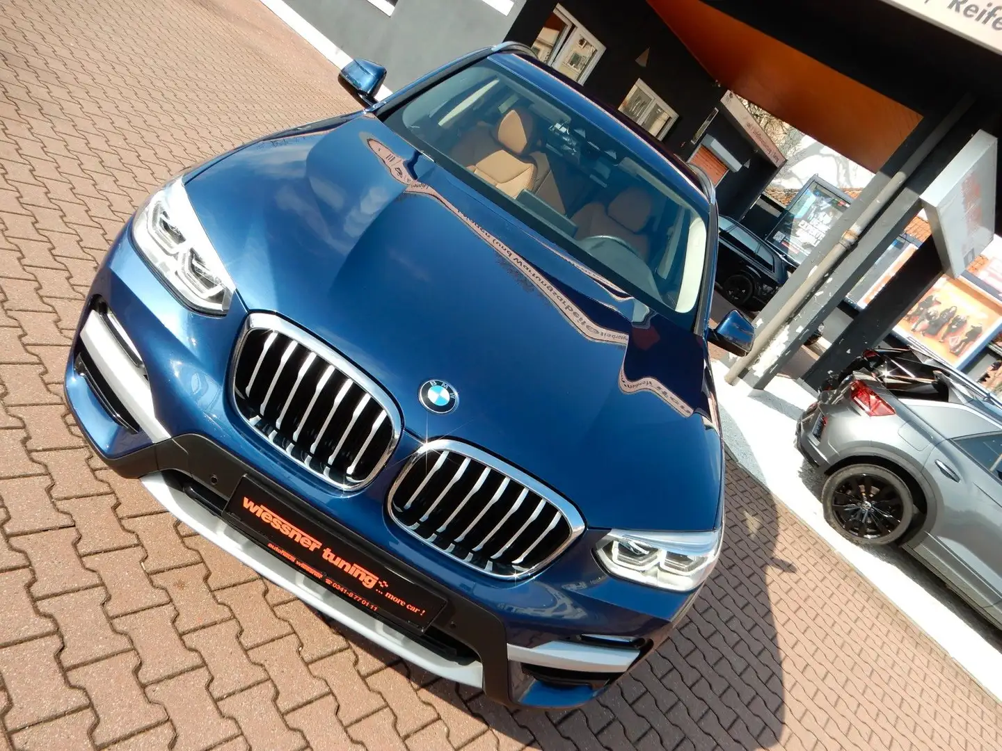 BMW X3 xDrive 30 d xLine, LED,Leder,AHZV Blau - 1