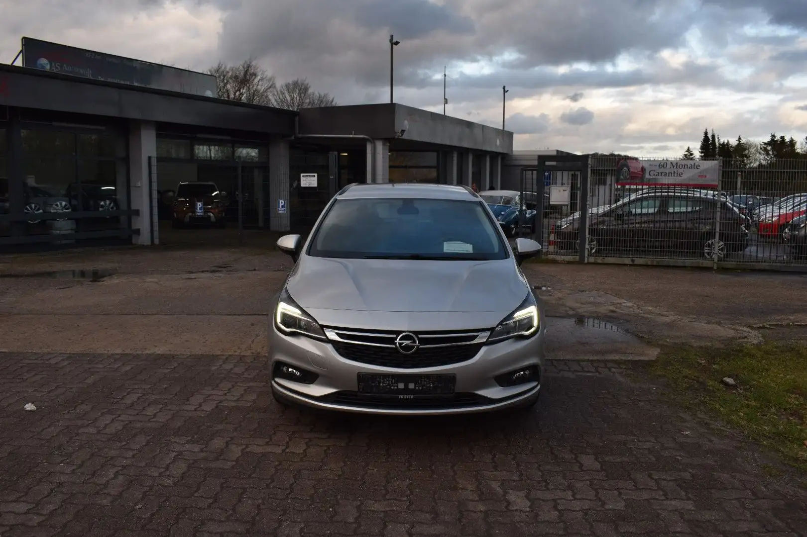 Opel Astra K Sports Tourer Business Start/Stop Silber - 2