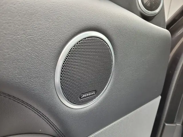 Land Rover Range Rover Sport view 24