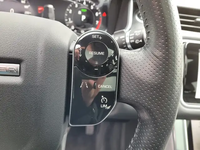 Land Rover Range Rover Sport view 20