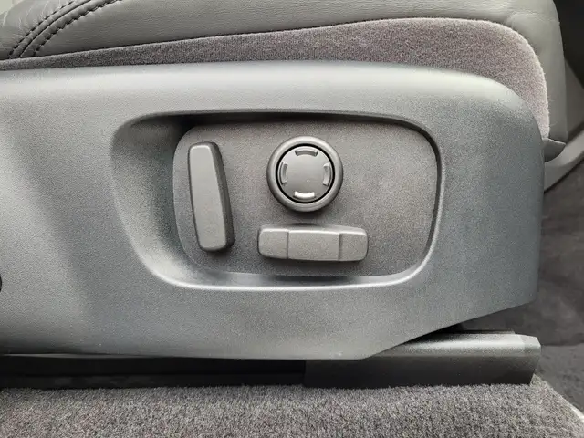 Land Rover Range Rover Sport view 27