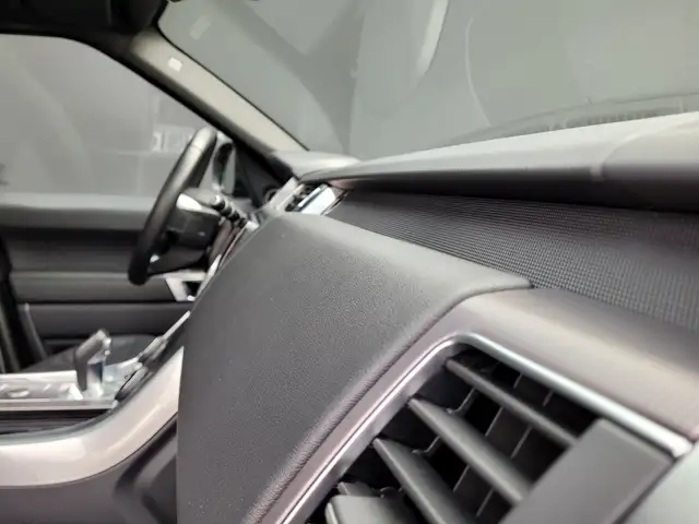 Land Rover Range Rover Sport view 22