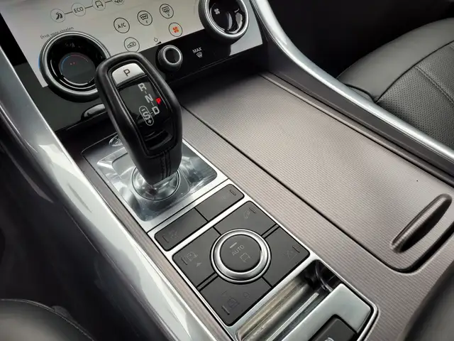 Land Rover Range Rover Sport view 26