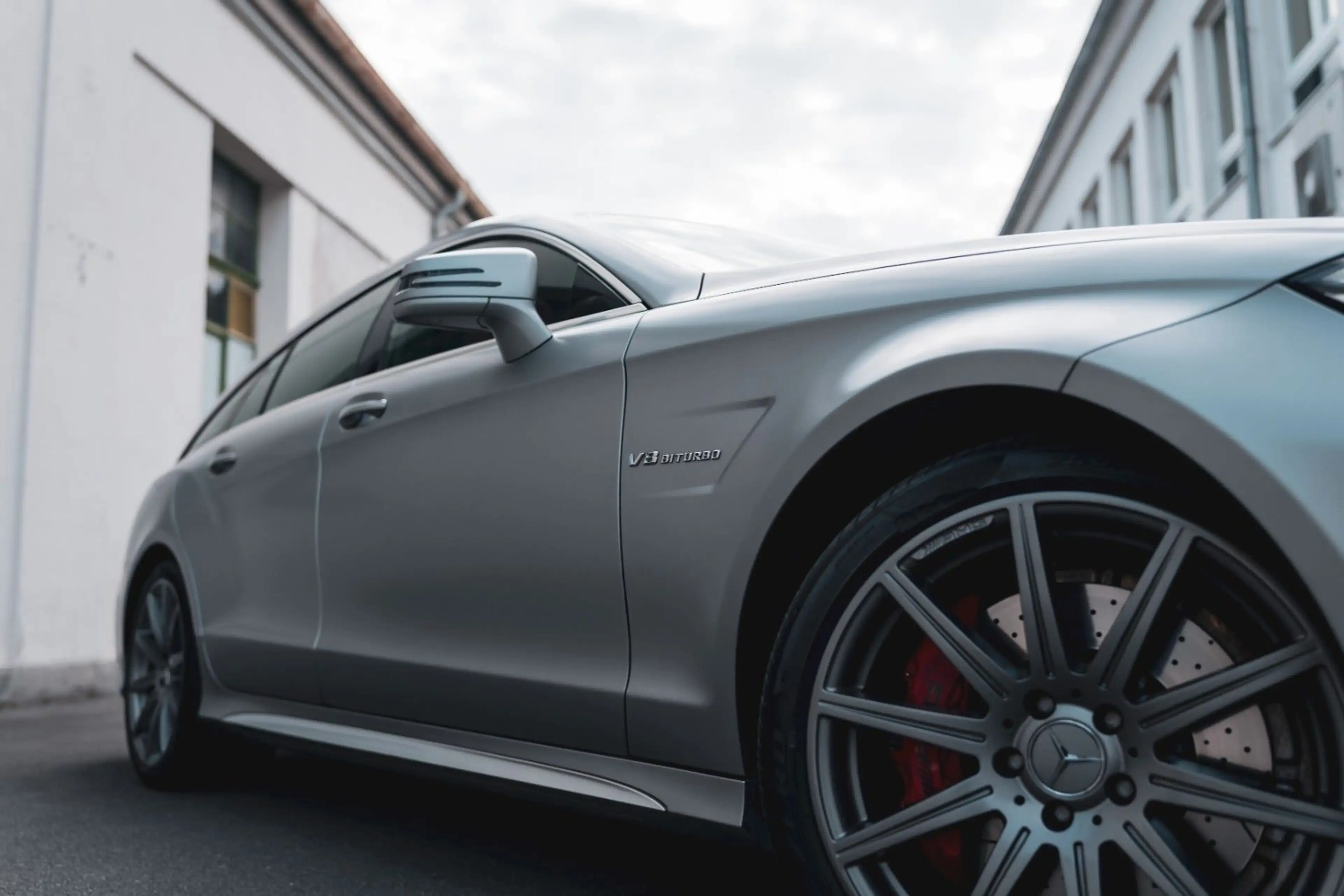 Mercedes-Benz CLS 63 AMG CLS 63 S AMG Shooting Brake 4Matic*MwSt.*Designo — photo 2