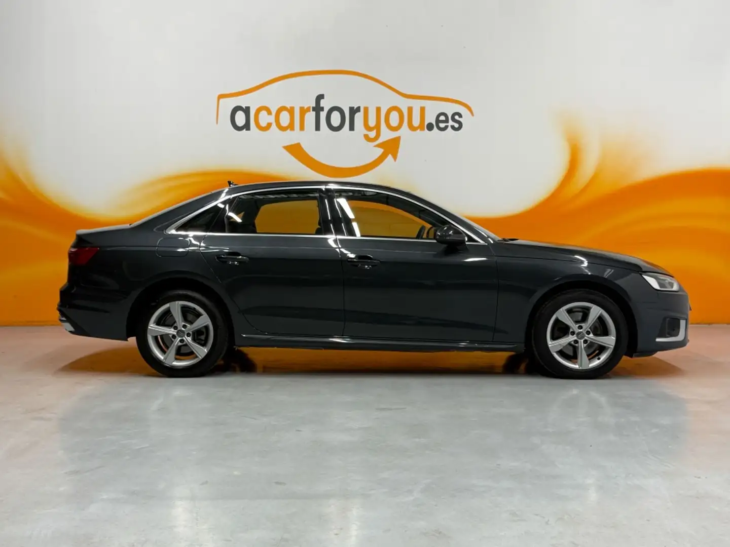 Audi A4 35 TDI Advanced S tronic 120kW Gris - 2