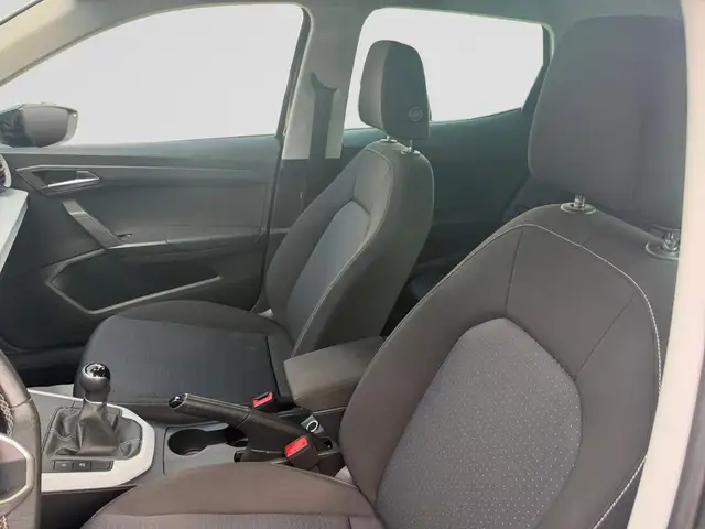 Seat Arona view 12