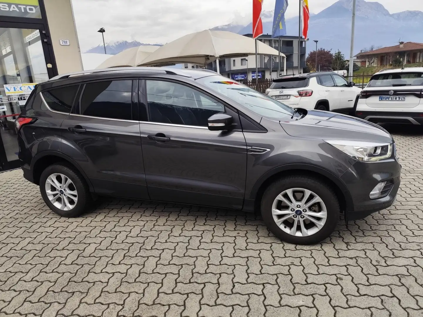 Ford Kuga Kuga II 2017 1.5 tdci Titanium s Gris - 2