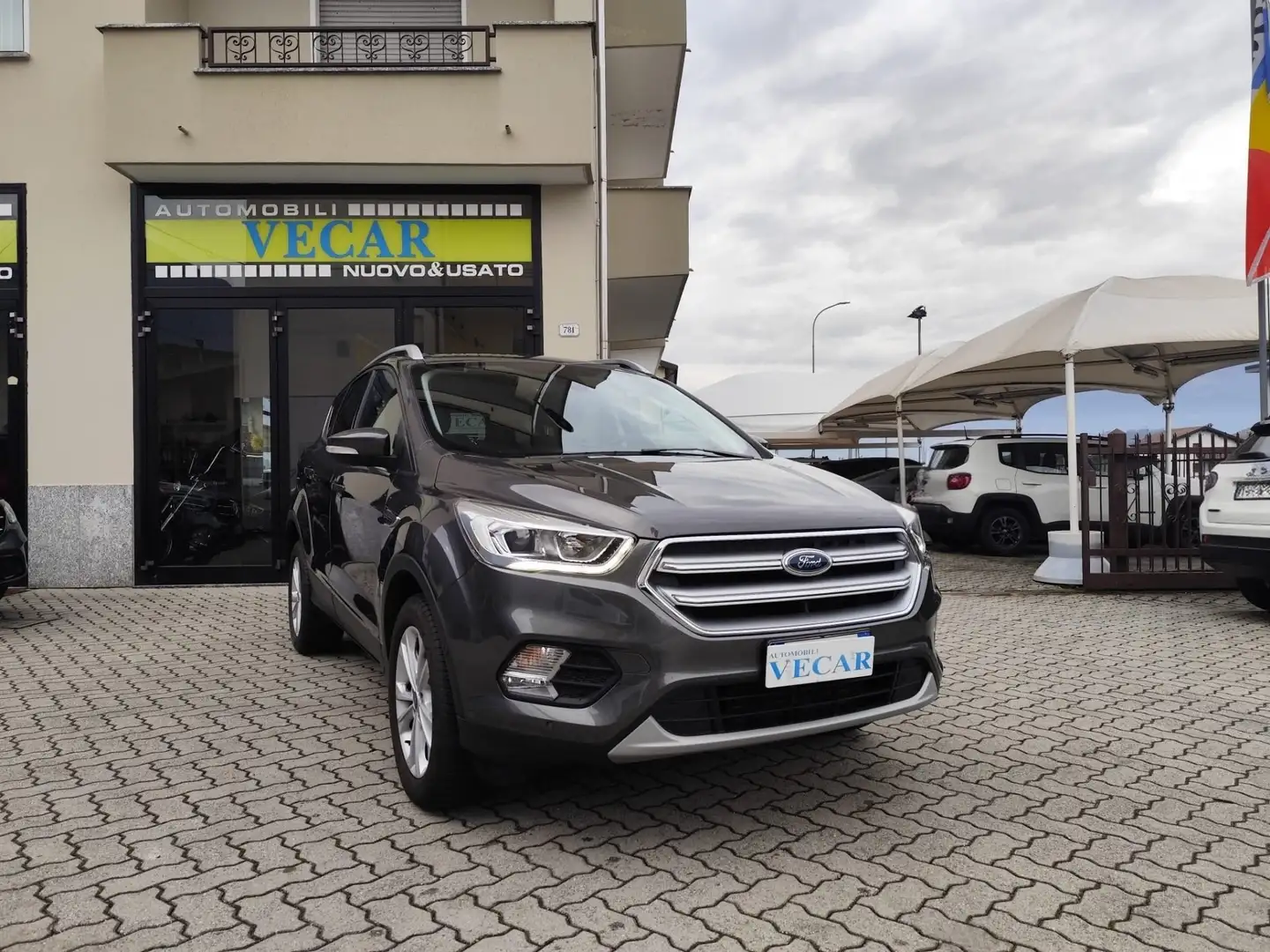 Ford Kuga Kuga II 2017 1.5 tdci Titanium s Gris - 1