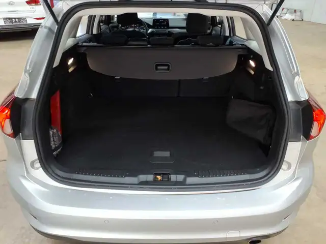 Ford Focus view 15