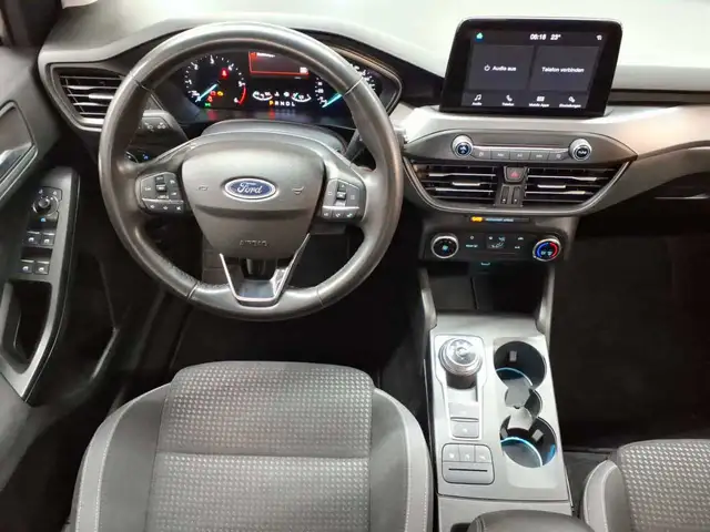 Ford Focus view 10