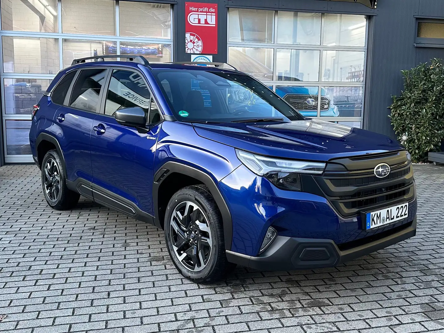Subaru Forester 2,0ie e-Boxer Exclusive "Aktionspreis" Azul - 1