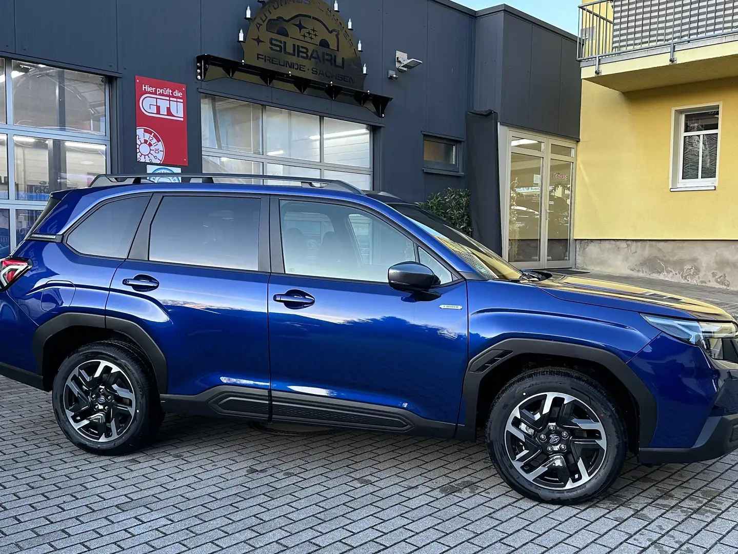 Subaru Forester 2,0ie e-Boxer Exclusive "Aktionspreis" Azul - 2