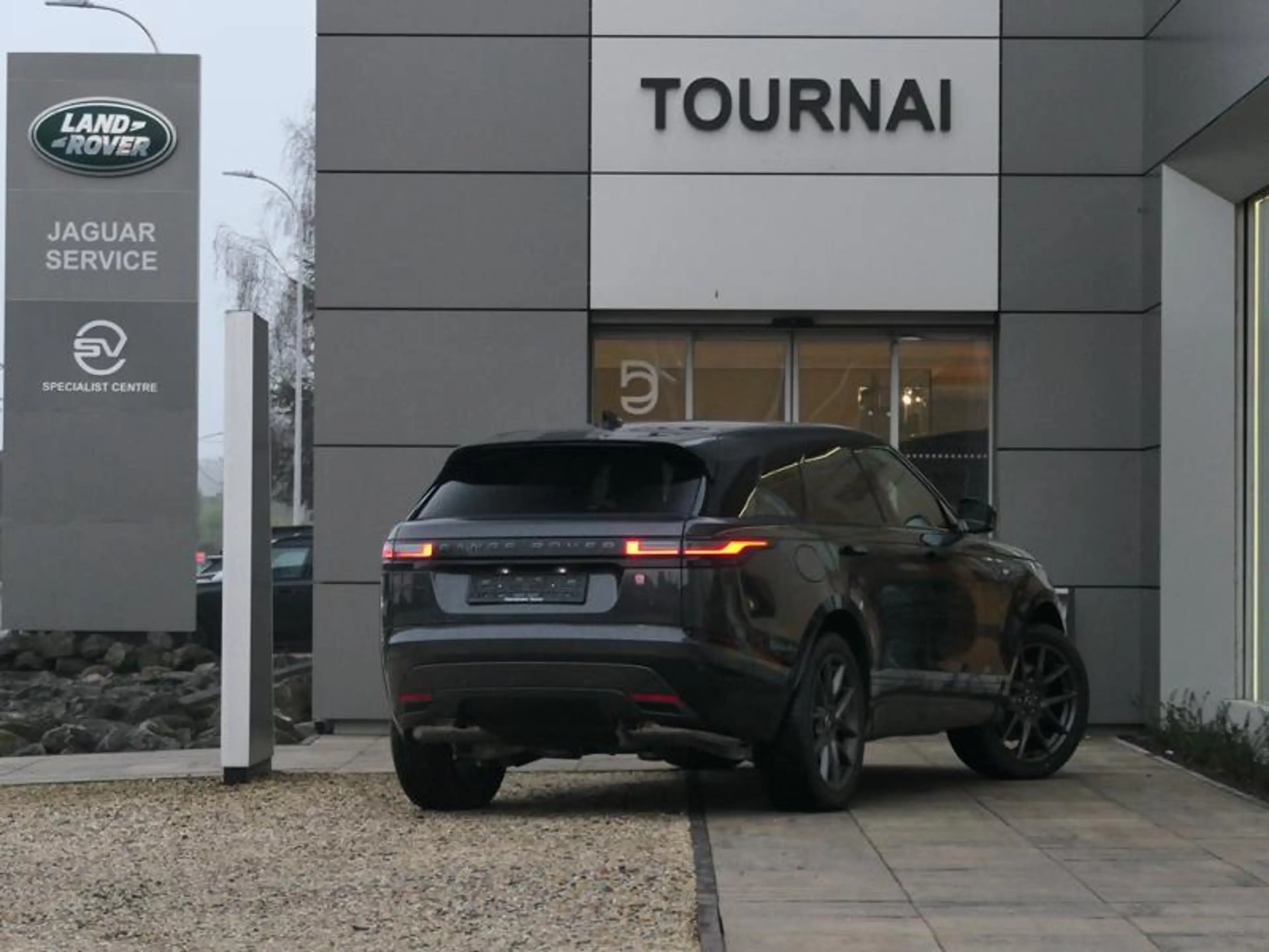 Land Rover Range Rover Velar P400e Dynamic SE AWD Auto. 26MY — photo 2