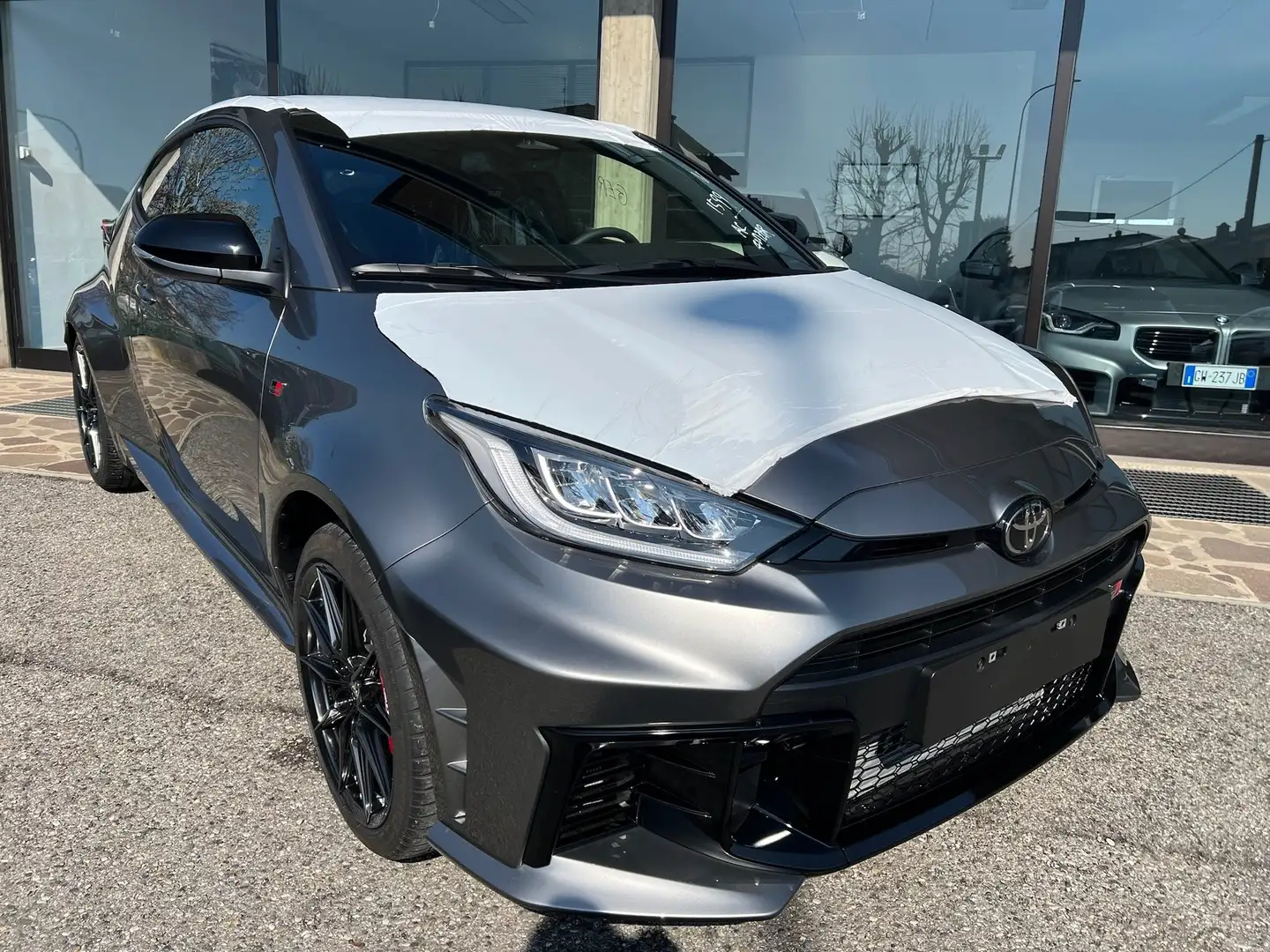 Toyota Yaris GR Circuit Performance CerchiForgiati Grijs - 1