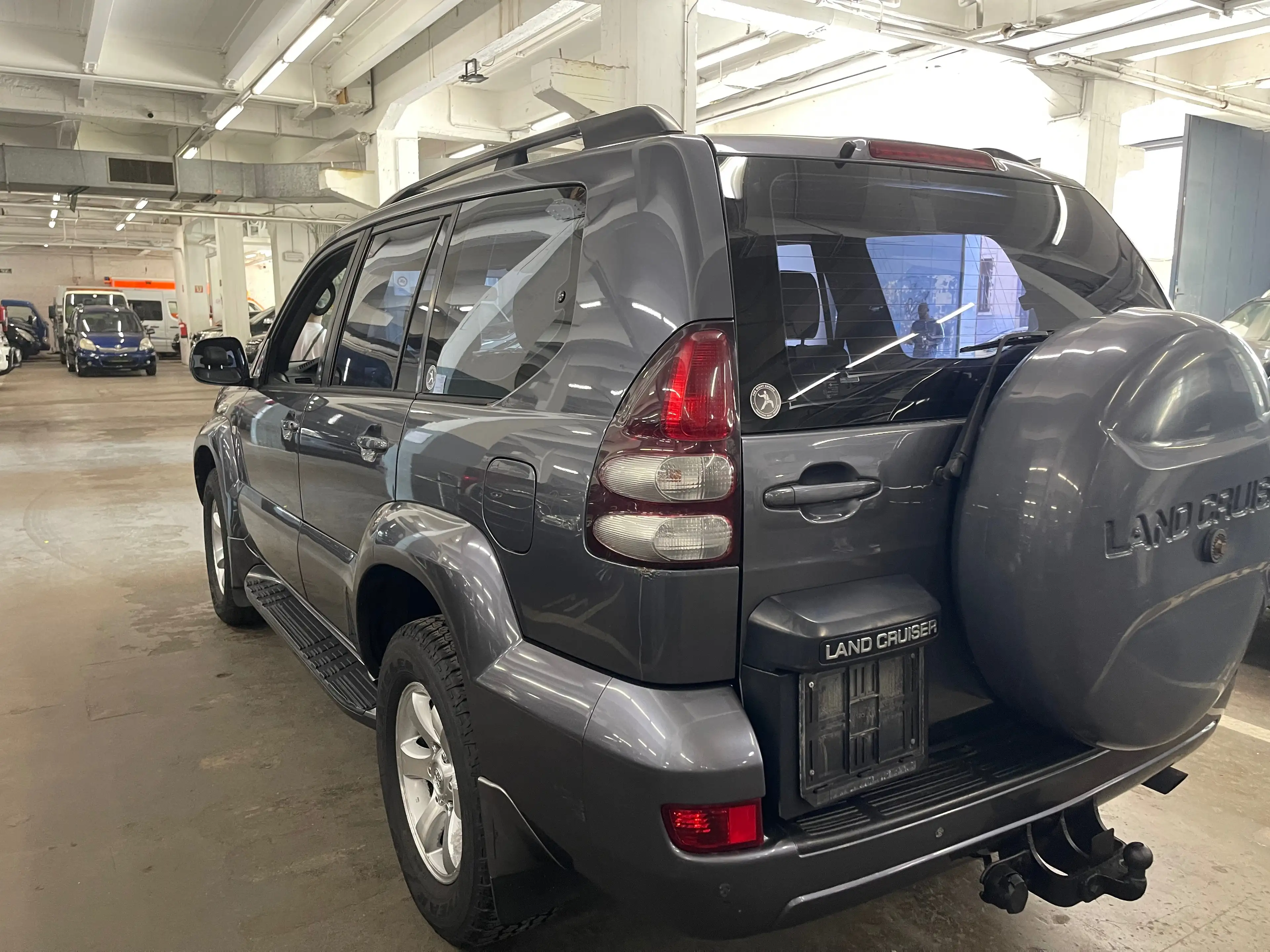 Toyota Land Cruiser Landcruiser 4.0i V6 24v VIP — photo 3