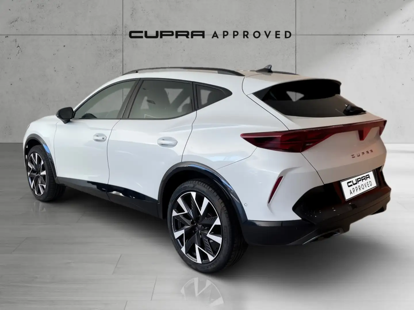 CUPRA Formentor 1.5 eTSI 150 DSG Weiß - 2