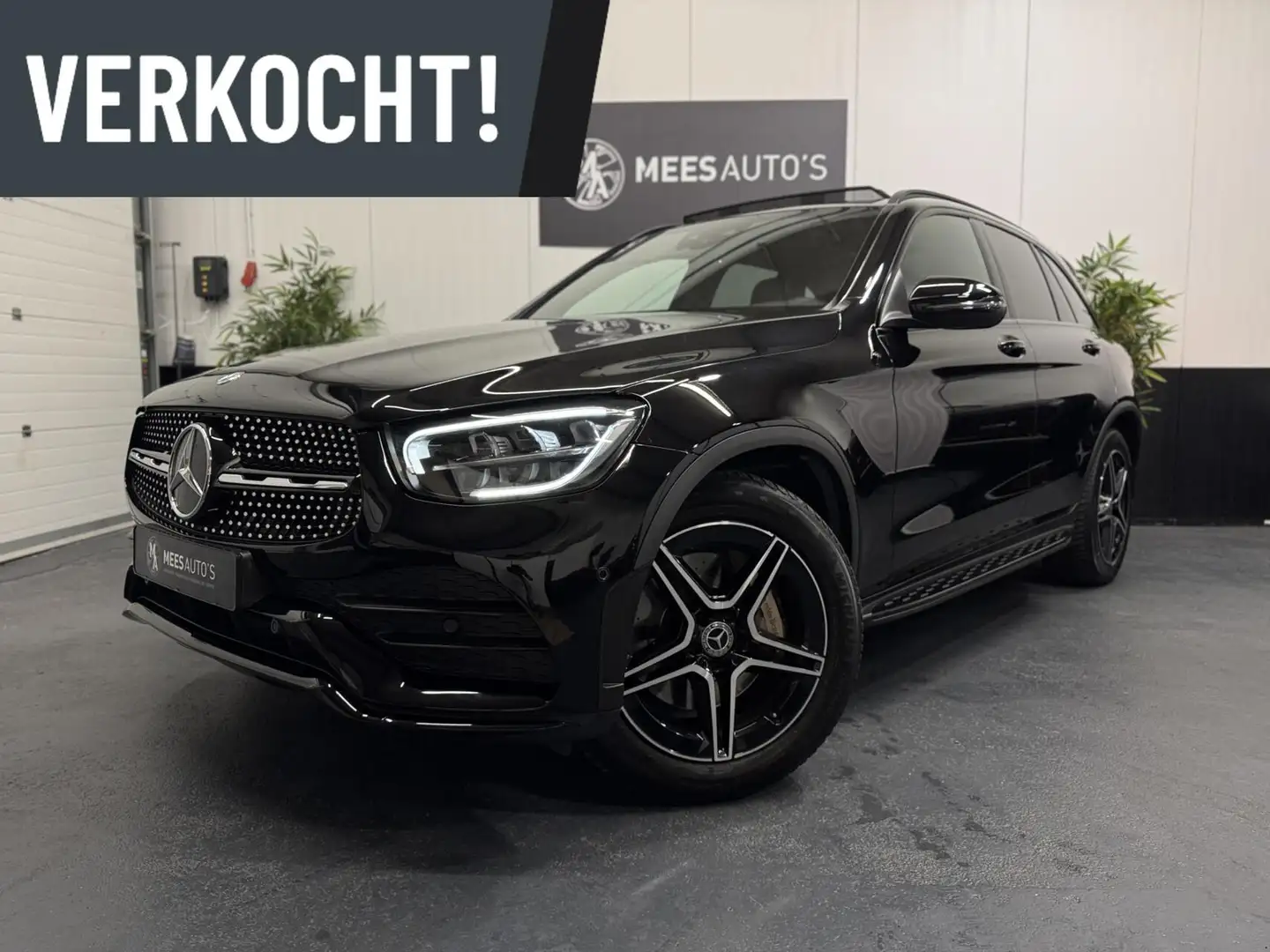 Mercedes-Benz GLC 200 4MATIC Business Solution AMG|Pano| Noir - 2