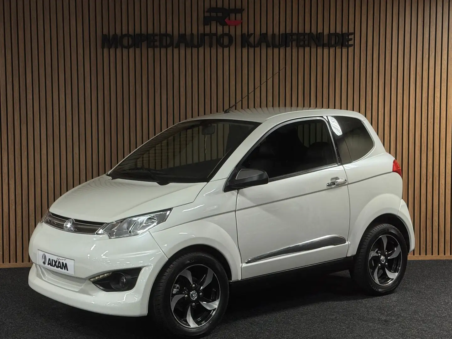 Aixam City Sport Chrome Pack Perlmuttweiß - 1