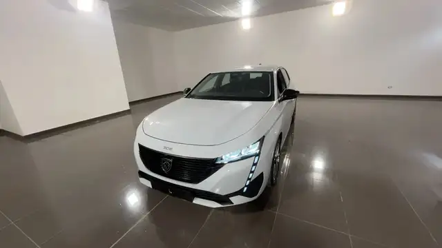2023 Peugeot 308 in White for sale