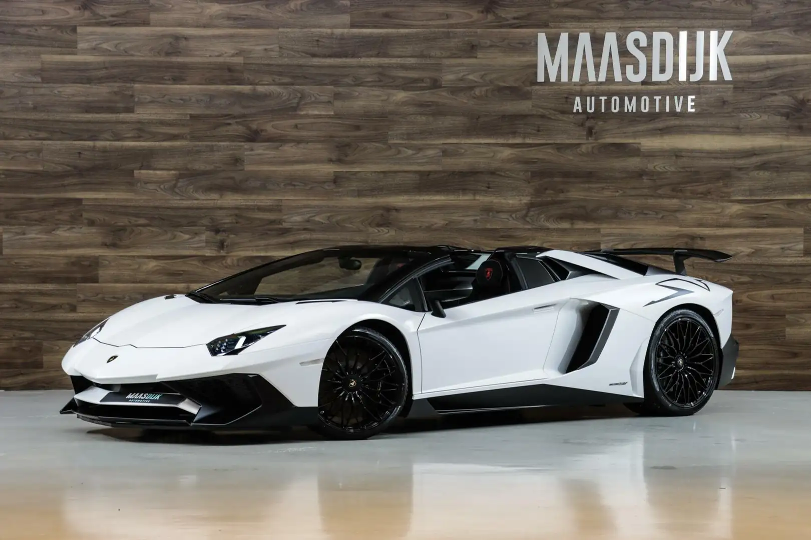 Lamborghini Aventador SV 6.5 V12 LP750-4 |Carbon|1/500| Wit - 1