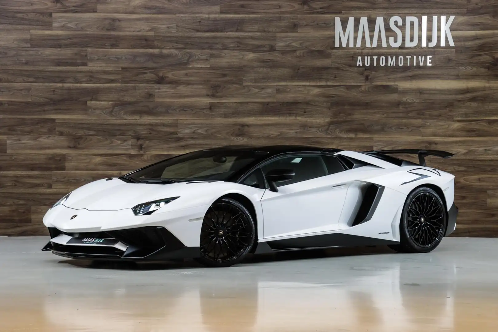 Lamborghini Aventador SV 6.5 V12 LP750-4 |Carbon|1/500| Wit - 2