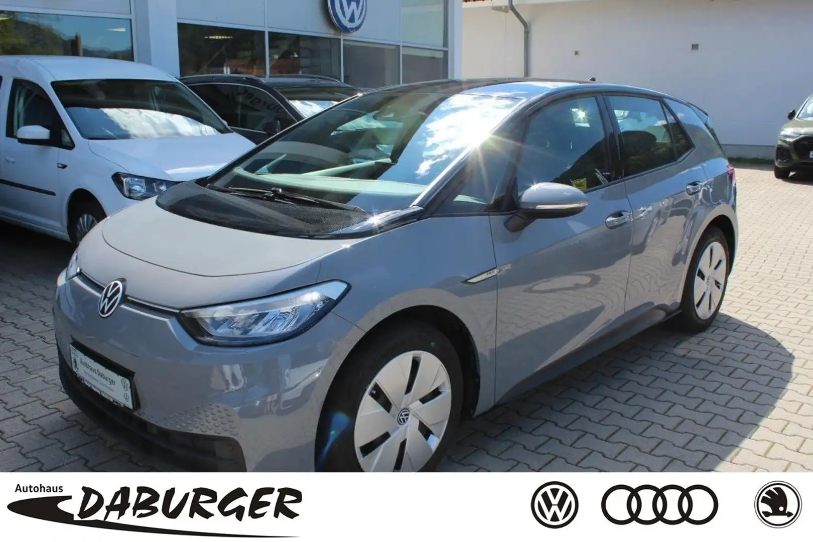 Volkswagen ID.3 Pro Life 62kWh Sitzheizung+ACC Grau - 1