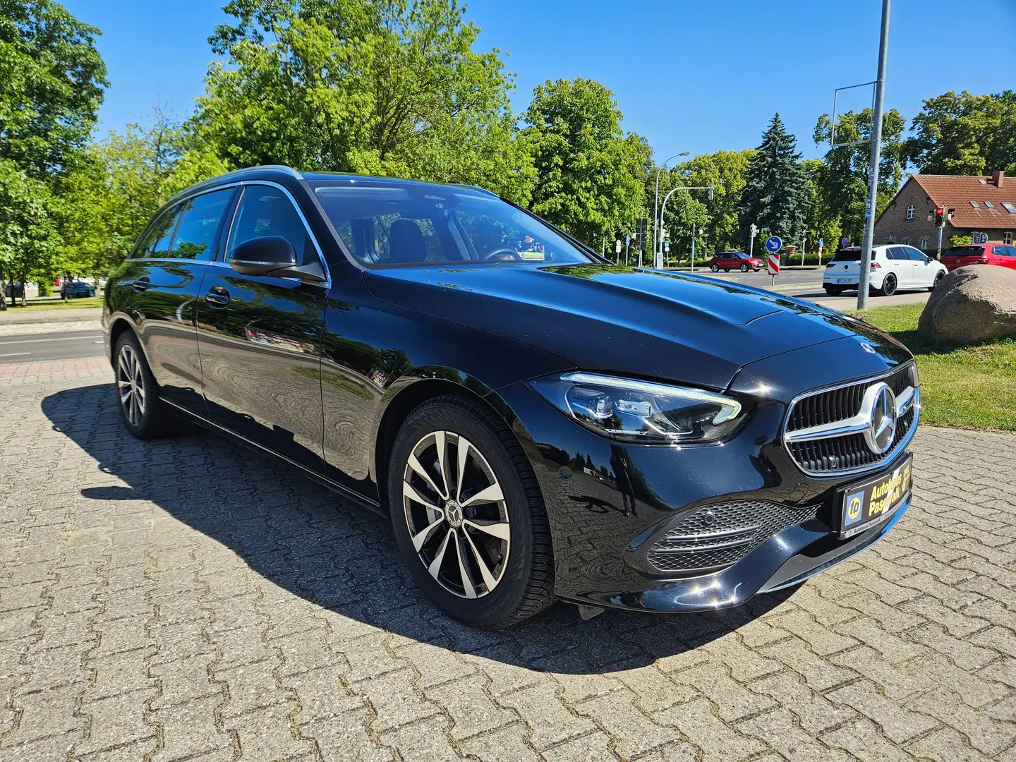 Mercedes-Benz C 300 T e Avantgarde AHK ACC LED-High NAVI-Pr. e.Heckkl. Schwarz - 2