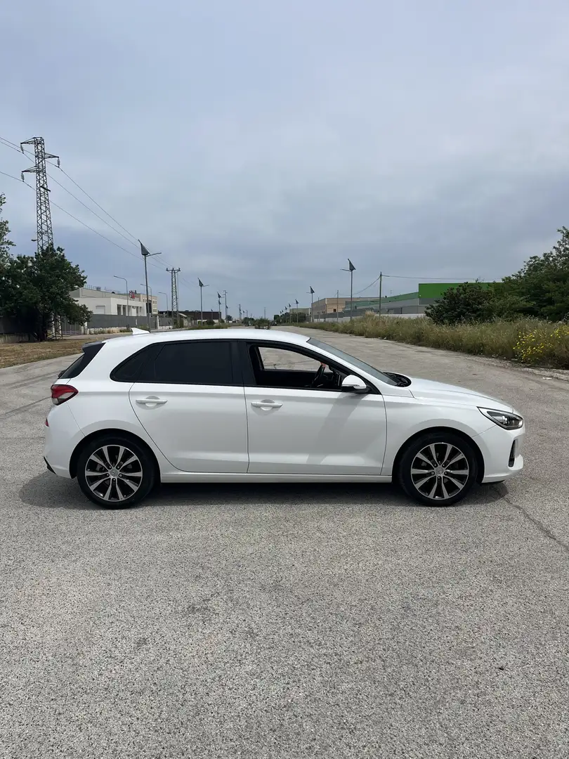 Hyundai i30 1.6 crdi Business 110cv - 2