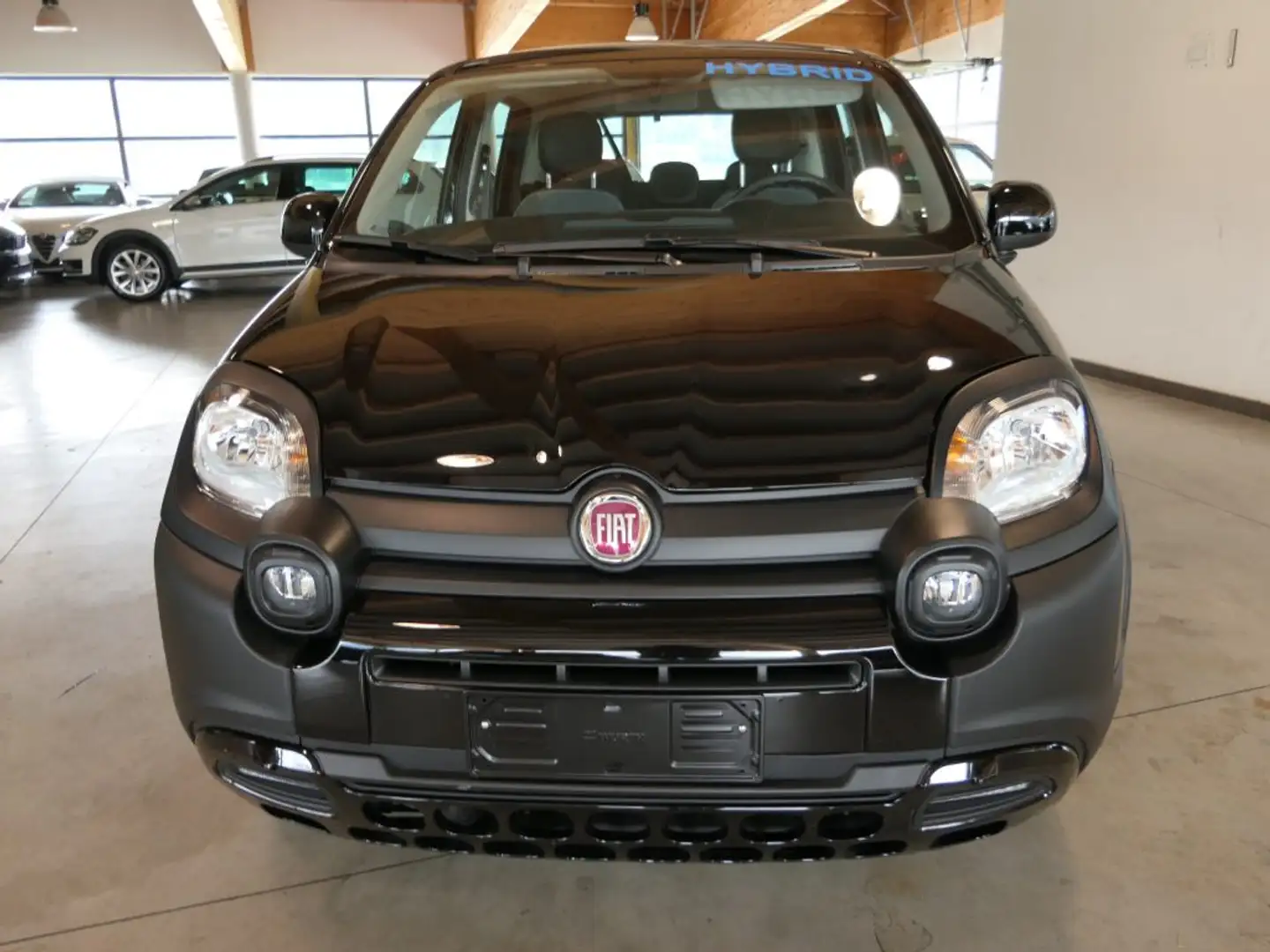 Fiat Panda 1.0 FireFly S&S Hybrid City Cross Nero - 2