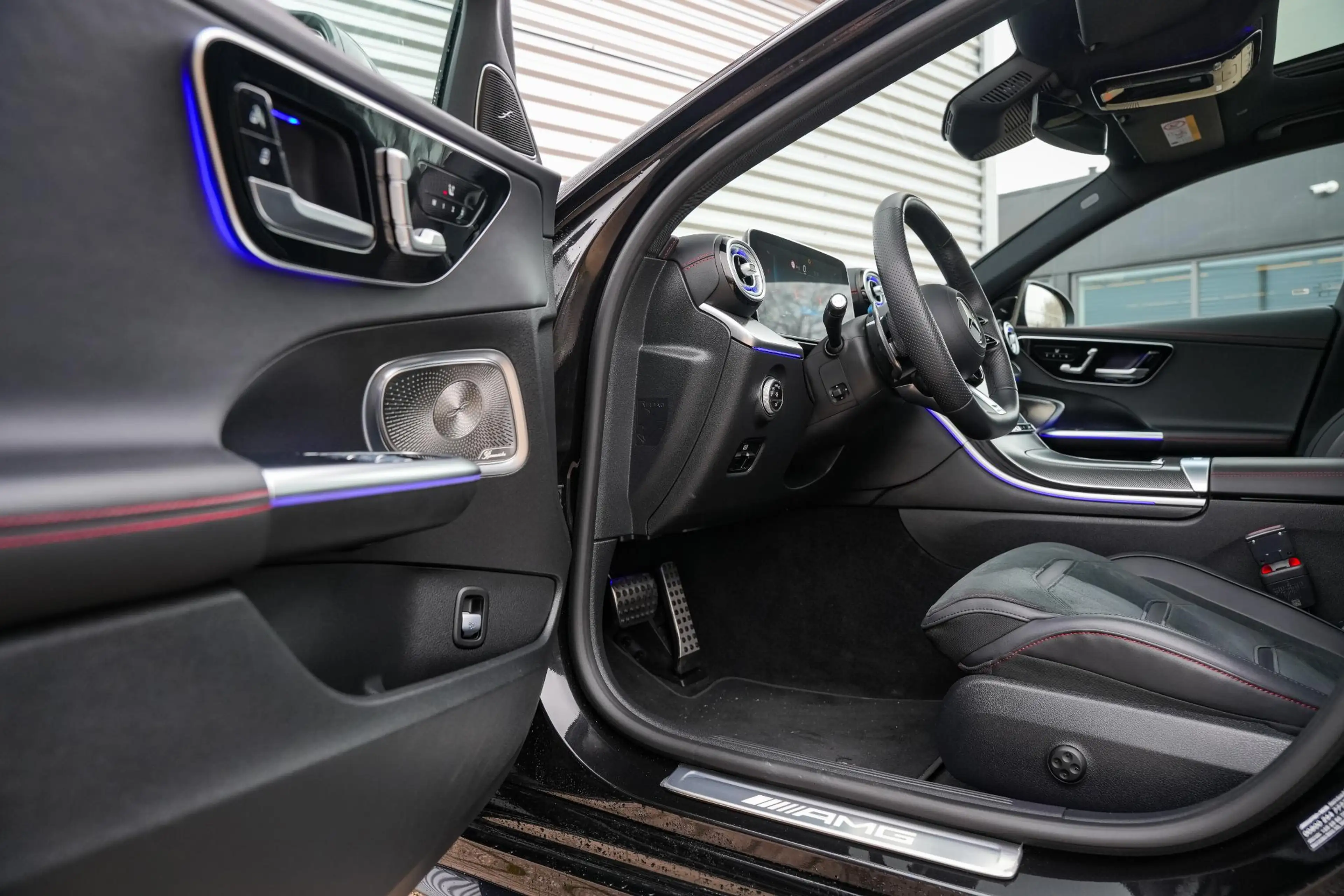 Mercedes-Benz C 43 AMG 4MATIC Panoramadak Burmester Adapt. Cruise Ambient — photo 11