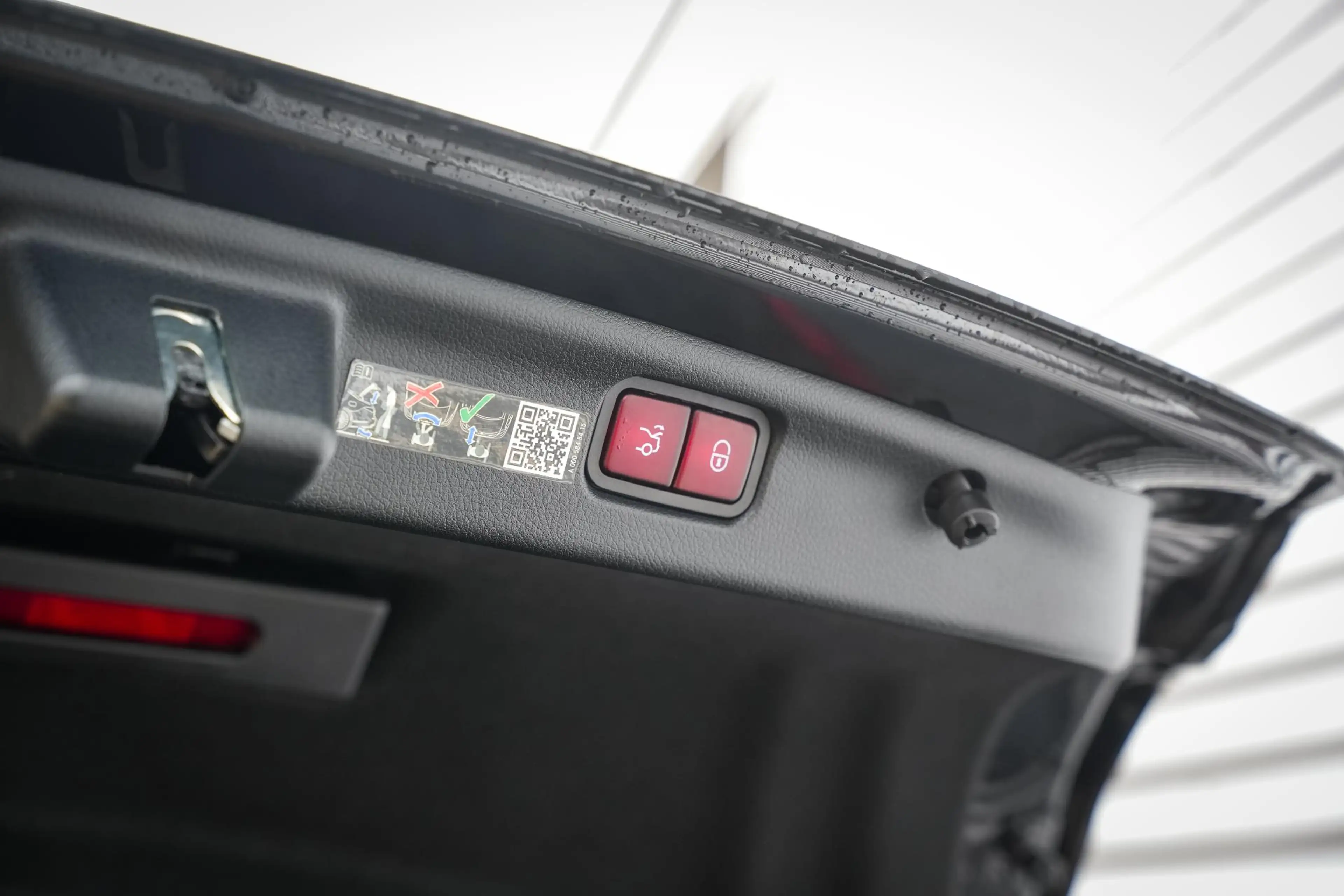 Mercedes-Benz C 43 AMG 4MATIC Panoramadak Burmester Adapt. Cruise Ambient — photo 34