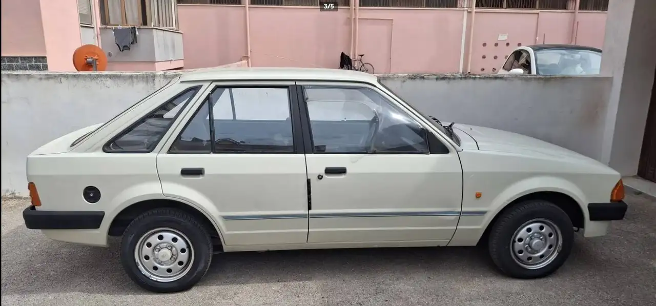 Ford Escort L, foto 3