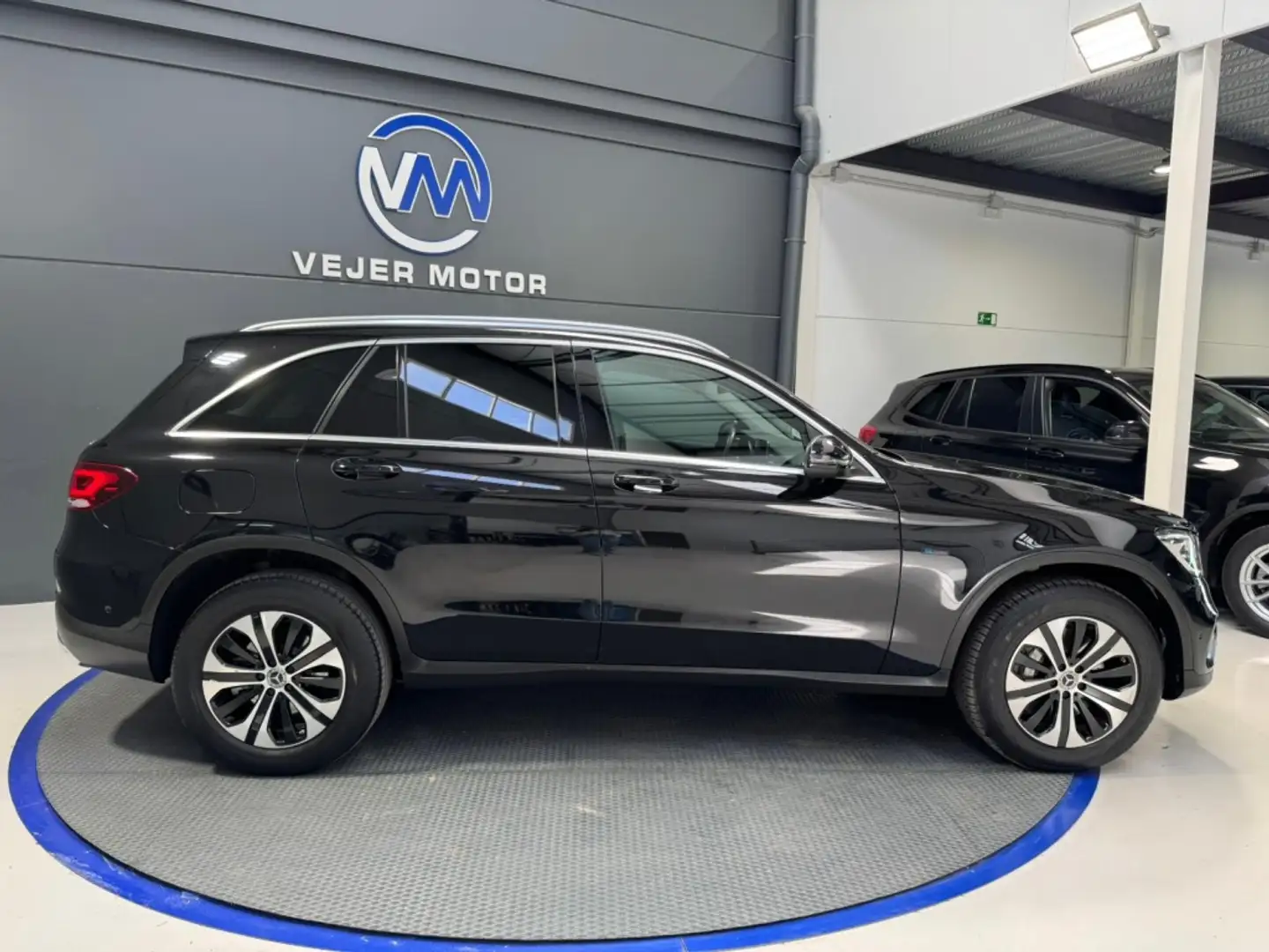 Mercedes-Benz GLC 300 300de 4Matic 9G-Tronic Negro - 2