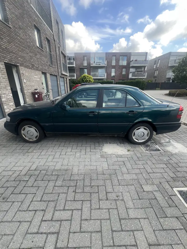 Mercedes-Benz C 220 Classic, foto 3
